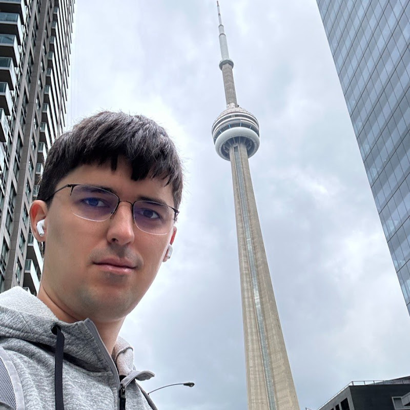 Максим Гром Logo