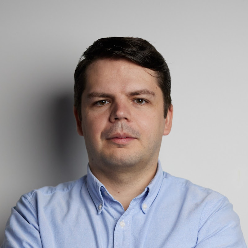 Ян Матвеев Logo