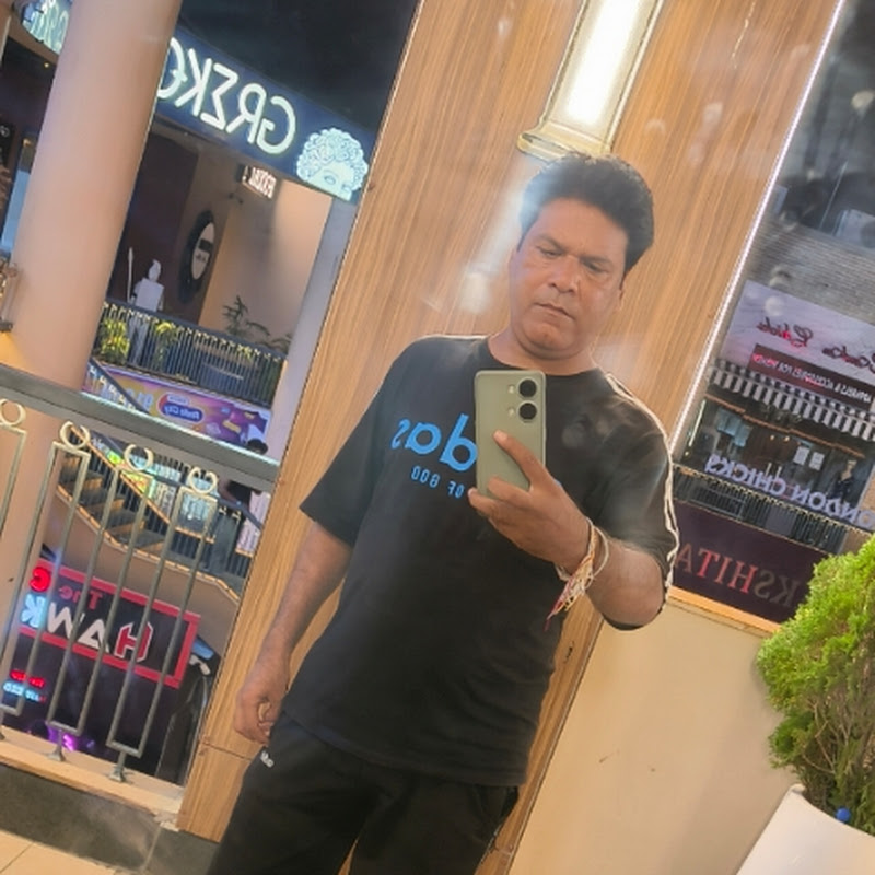 Vicky JS Vlogs