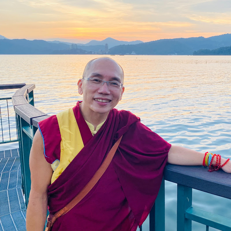 《上師不住山・覺囊光行者阿旺》  Logo