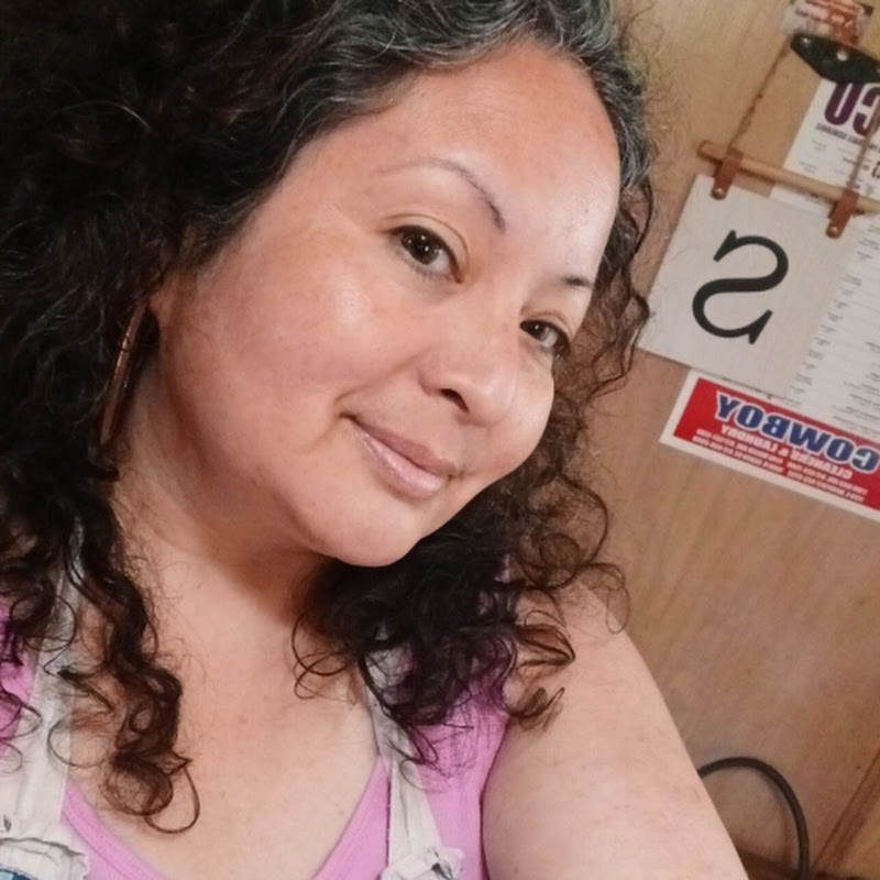 Silvias PositiveJourneySilvinaimprovChannelTv