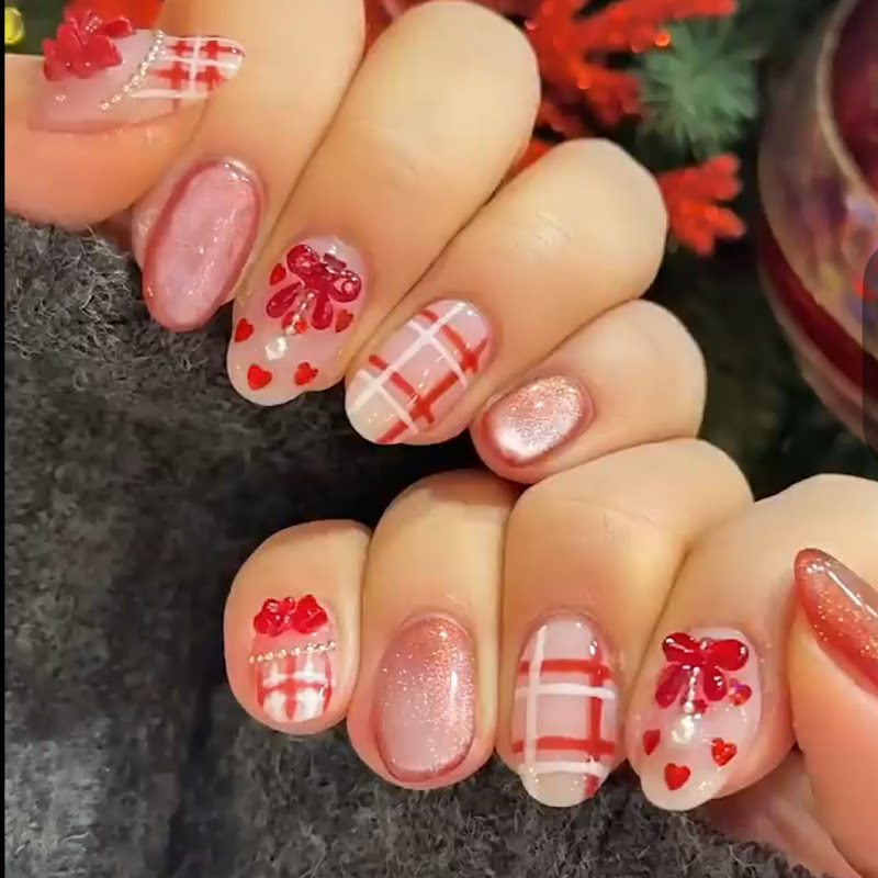네일집착걸 [obsess_nail]