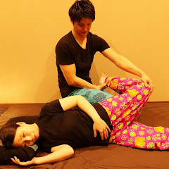 World Therapy ー SANTA-style ー