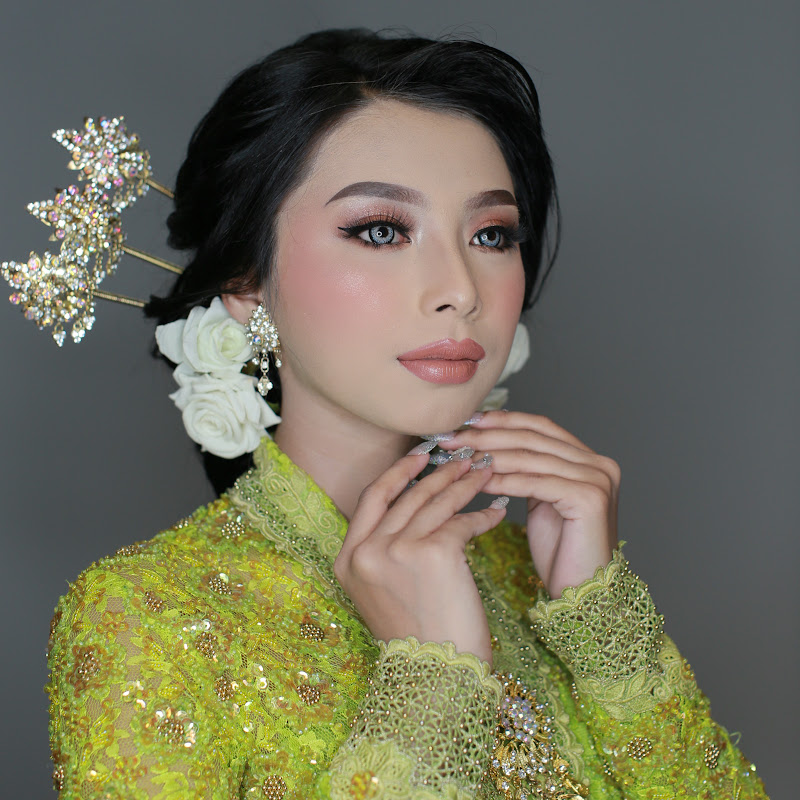 Herista Makeup