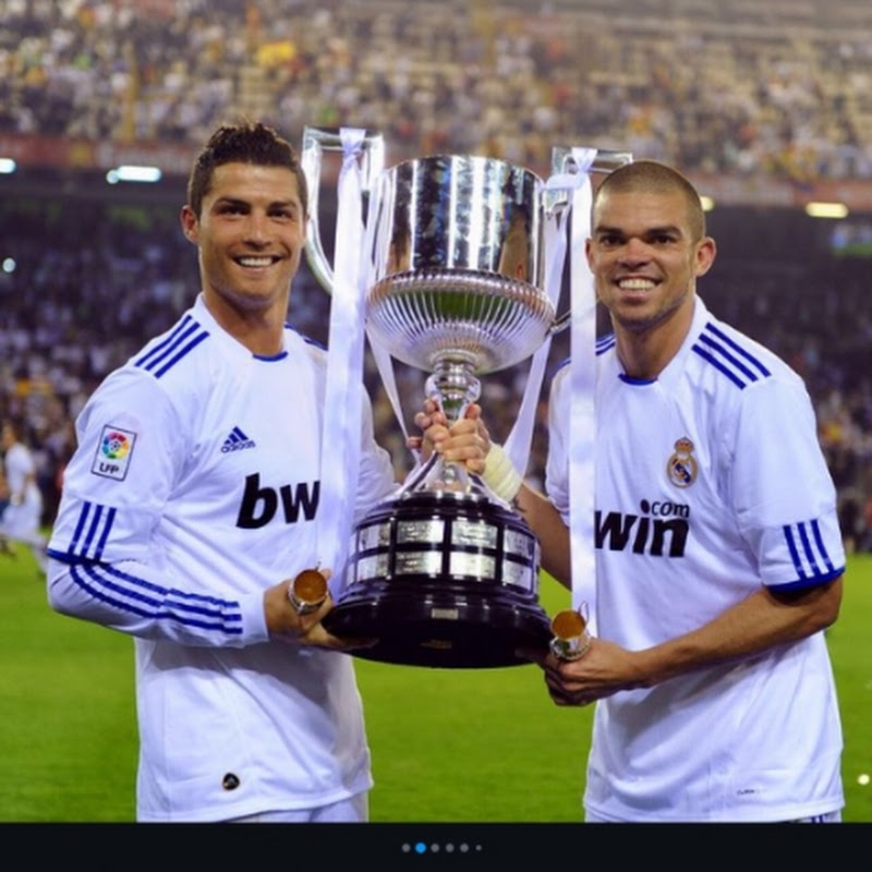 UR Cristiano Ronaldo  football family members play