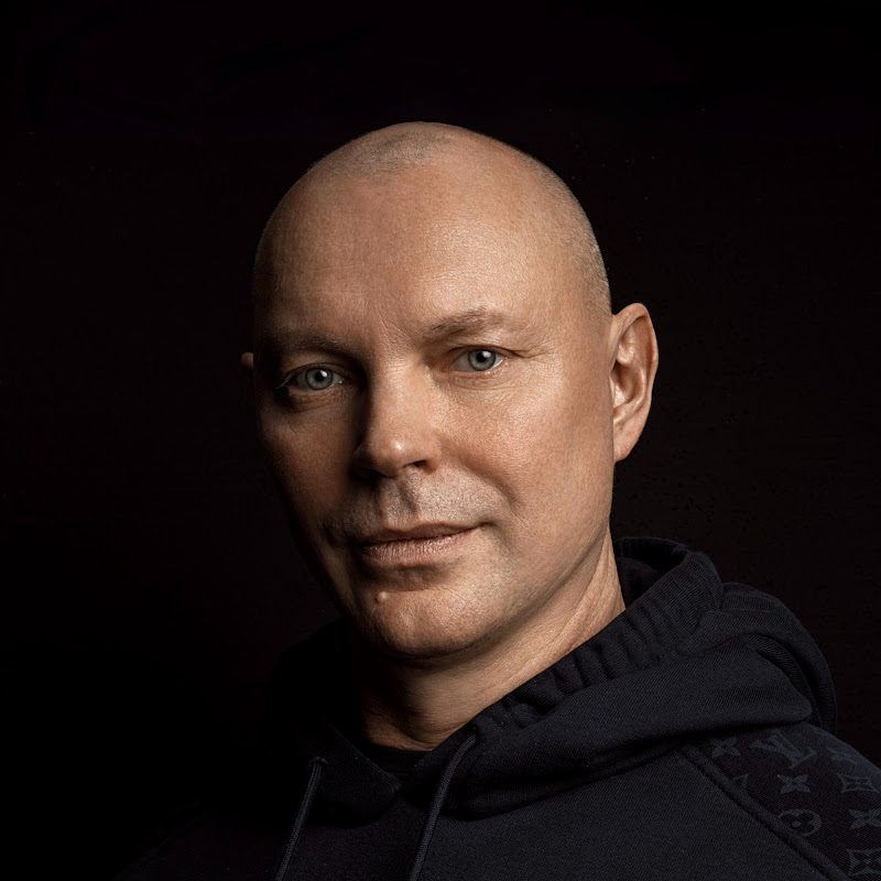 Александр Палиенко Logo