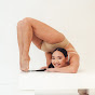 Urnaa Contortionist  logo