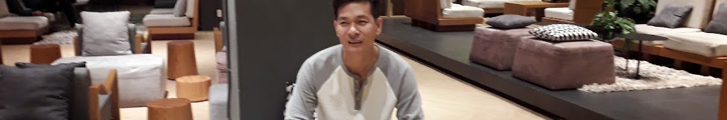 Viet Nhat YouTube channel avatar
