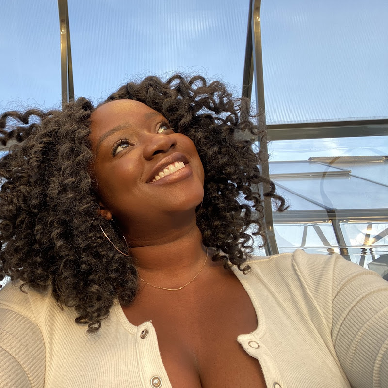 Dominique | In My City & Abroad