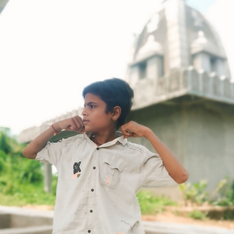 gemini tractor  ai video