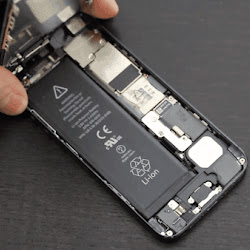 How to Replace the Battery on the iPhone 5 - YouTube