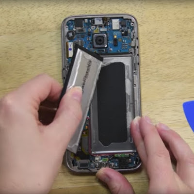 Galaxy S7 Battery Replacement—How To - YouTube