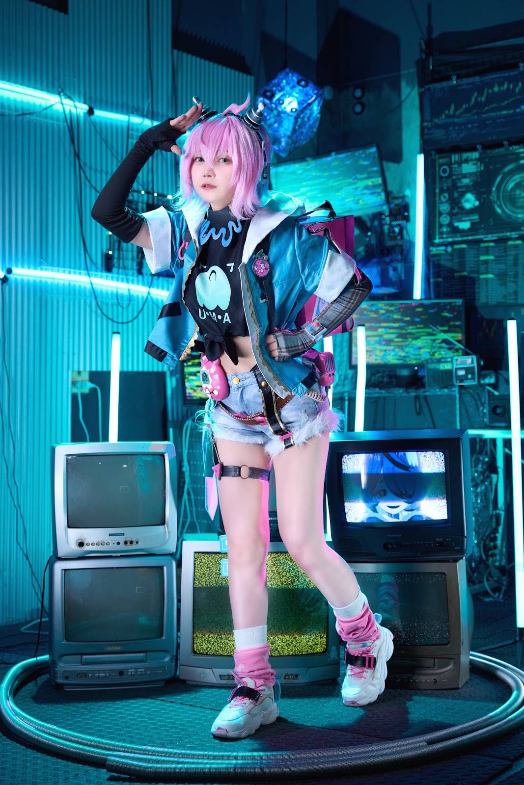 さだちゃんさだちゃん！私たちの出番だよ！」 Neverness to Everness