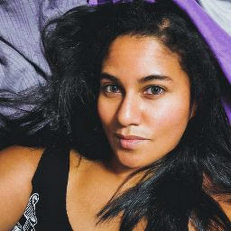 Ana Bruja Khayos