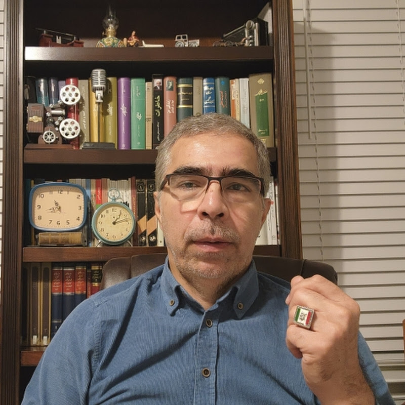 مجتبی واحدی Logo