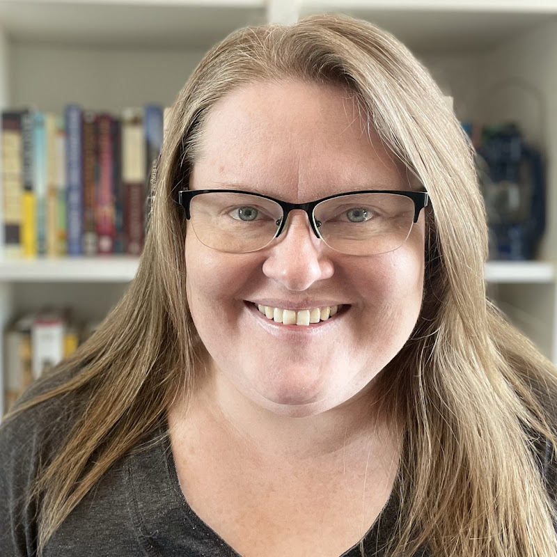 Bookworm Adventure Girl