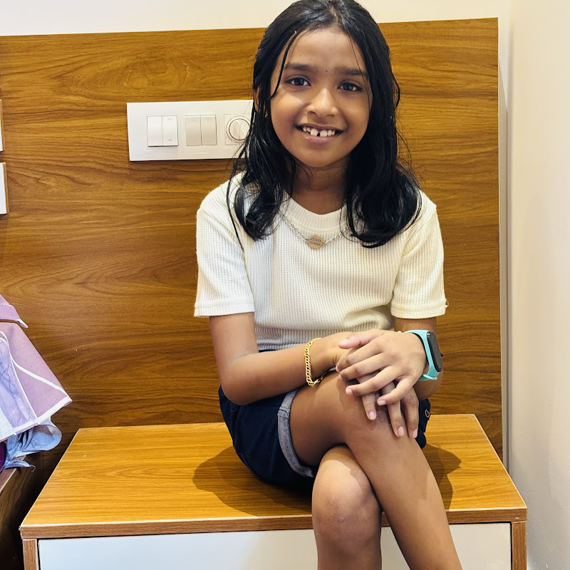 Hire Mithra star vlogs — Daily Vlogs & Personal Life YouTube creator for sponsorships