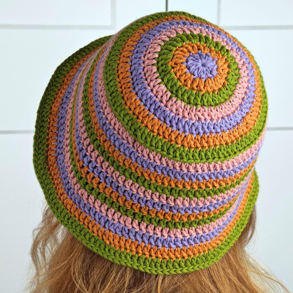 Adore Crea Crochet - YouTube