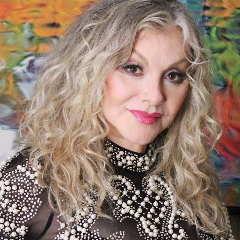 Stella Parton