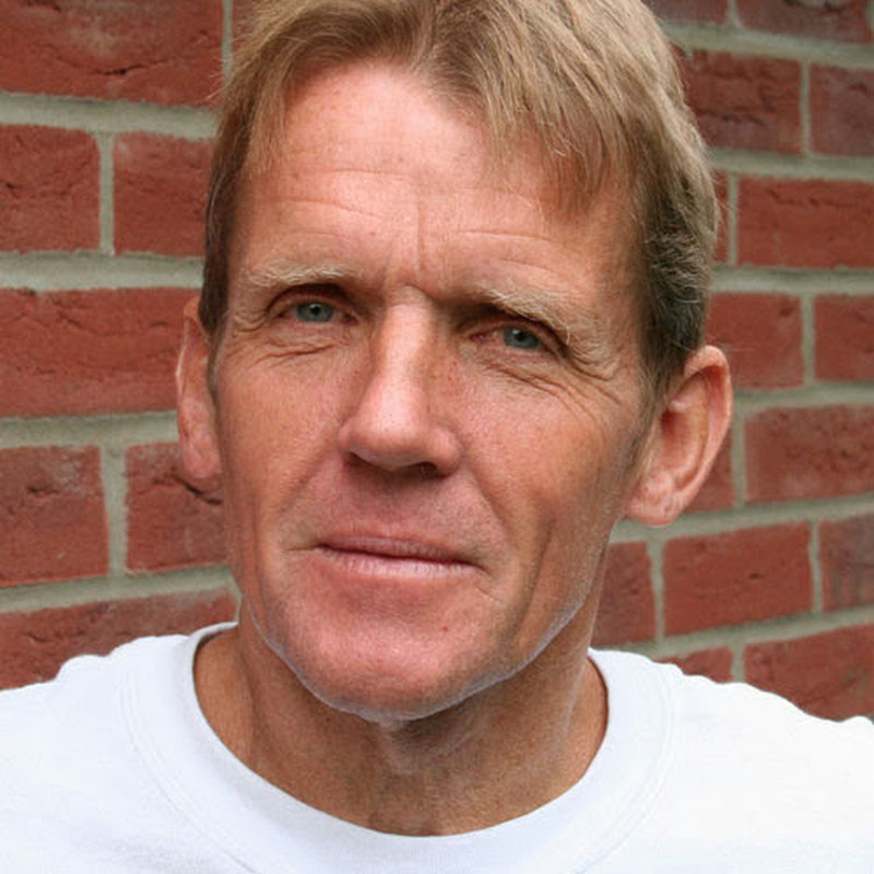 Roger Bisby City Walks 