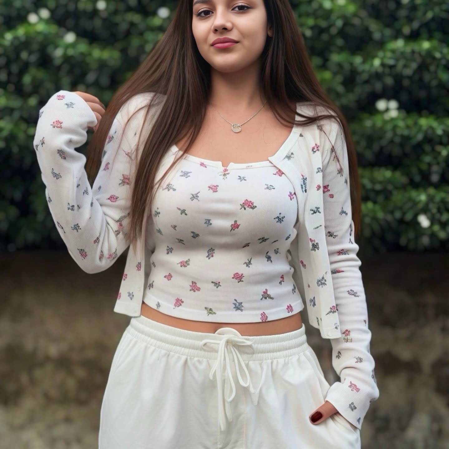 Post from anaya 100M views