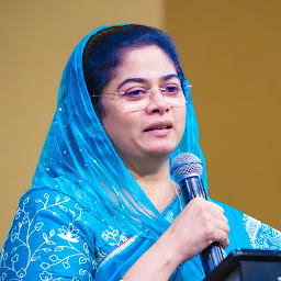 Evangeline Paul Dhinakaran photo