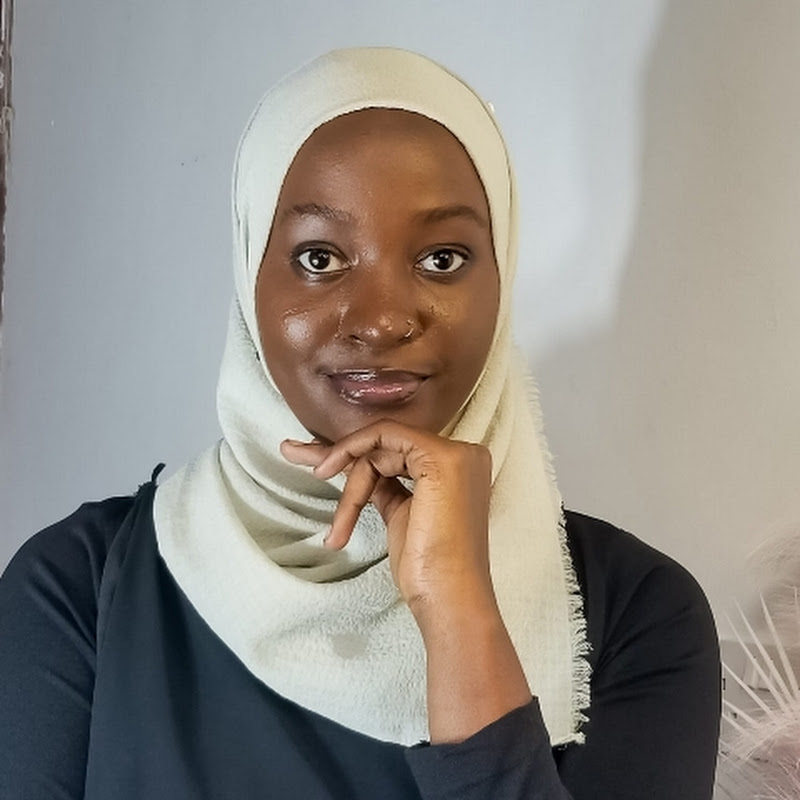 Munirah Tech-savvy 