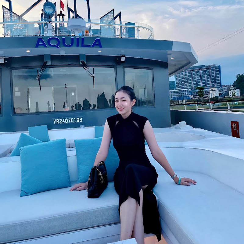 Tiệm tạp hoá Quỳnh