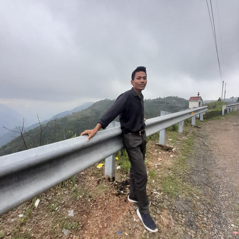 Gajen B Cinematographer