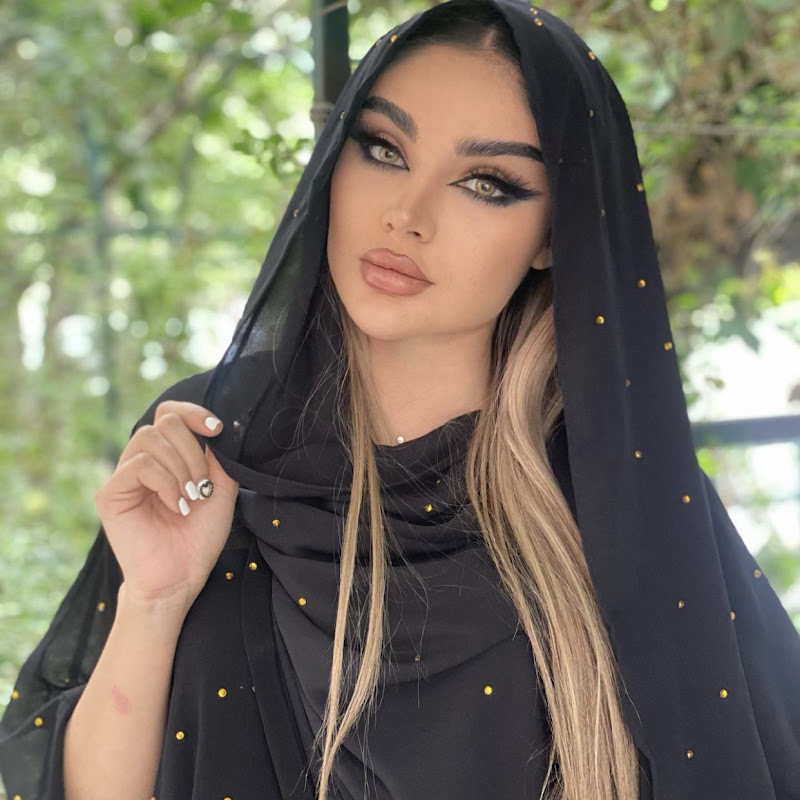 Makeup Artist