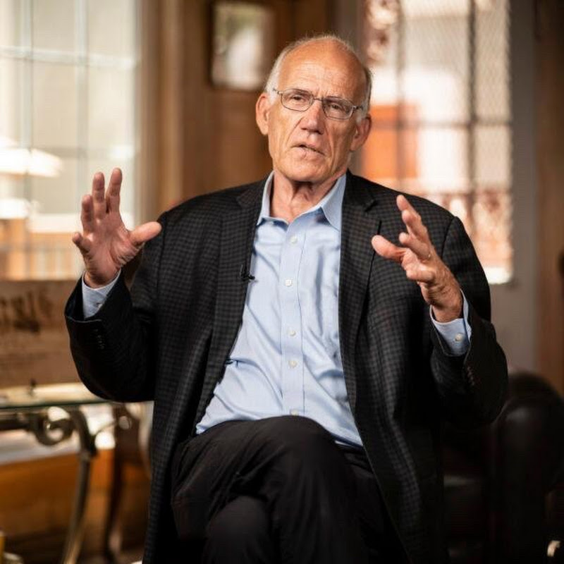 Victor Davis Hanson Logo