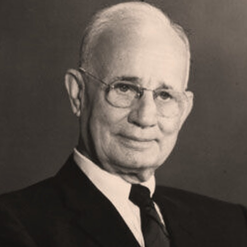 Napoleon Hill’s Life Principles Logo