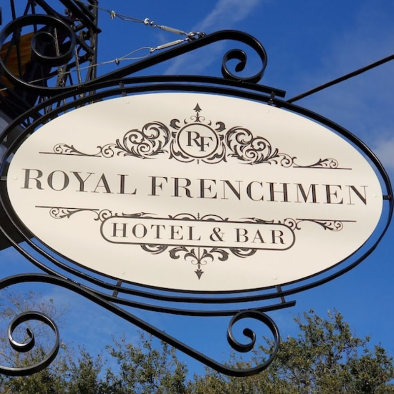 Royal Frenchmen Hotel 