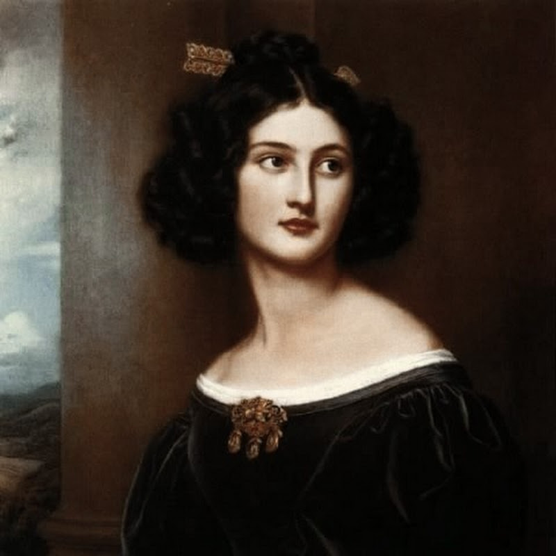 𝙰𝚗𝚗𝚊 𝚁à𝚟𝚎𝚑 Logo