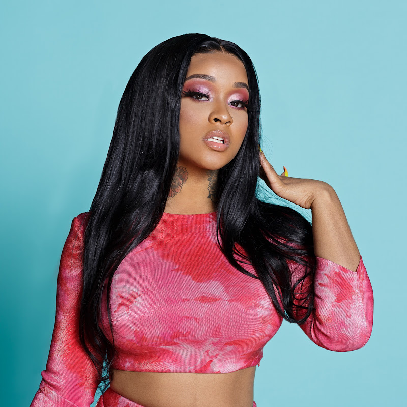 Stunna Girl - Topic icon
