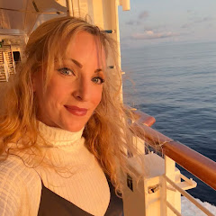 AshleyRoseSmith channel thumbnail