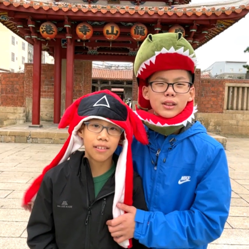 蔡比八的吃喝玩樂 YouTube 頻道頭像