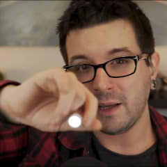 Sleepy Tingles ASMR - Topic