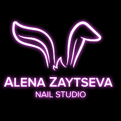 Alyona Zaitseva nails 