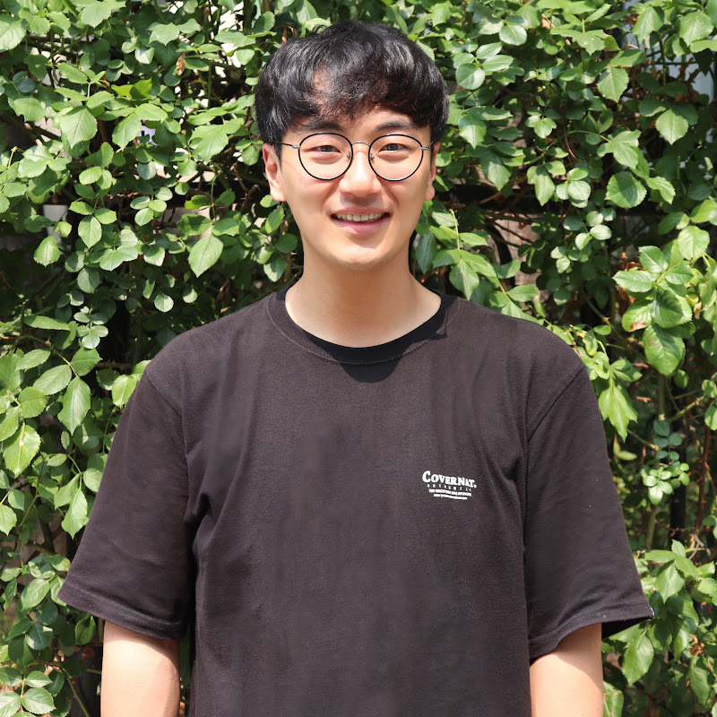 주용정 YONGJEONG Logo