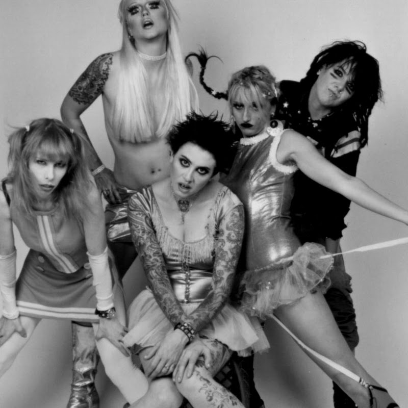 Lunachicks - Topic
