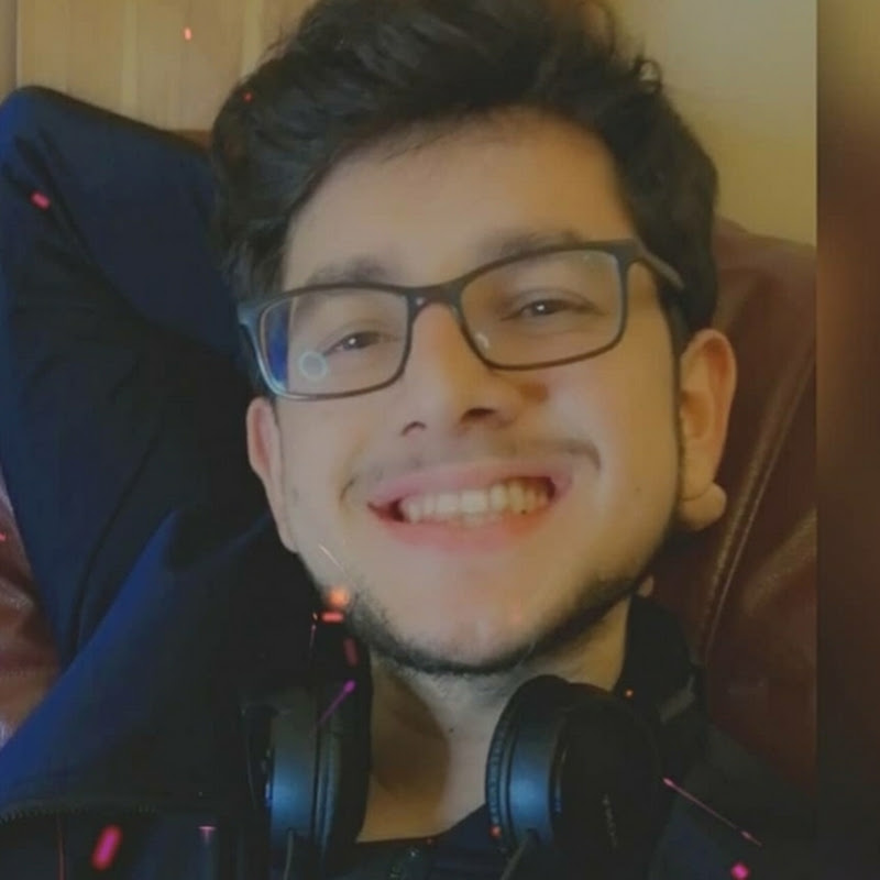 SxStorm Reacts