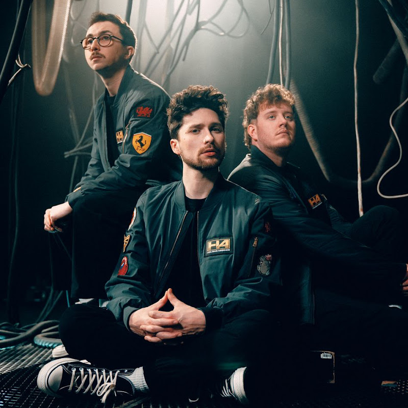 Holding Absence icon