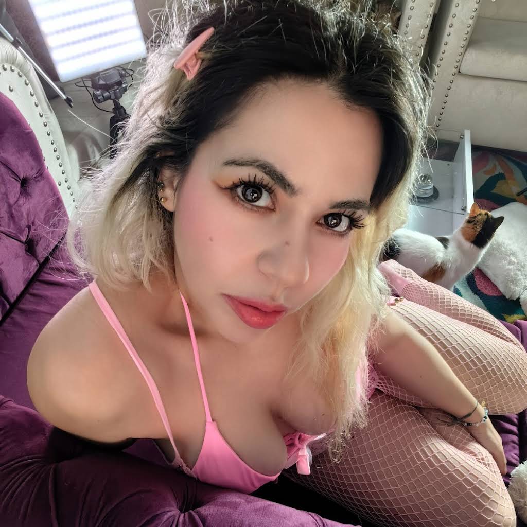 VaneYOGA New Channel - YouTube