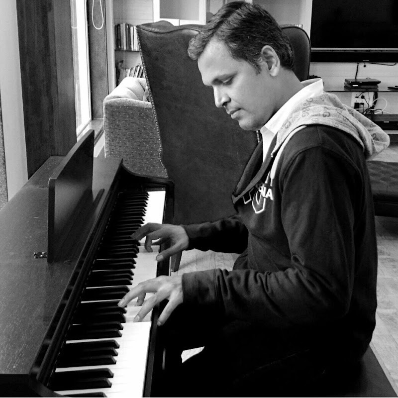 White Feathers World