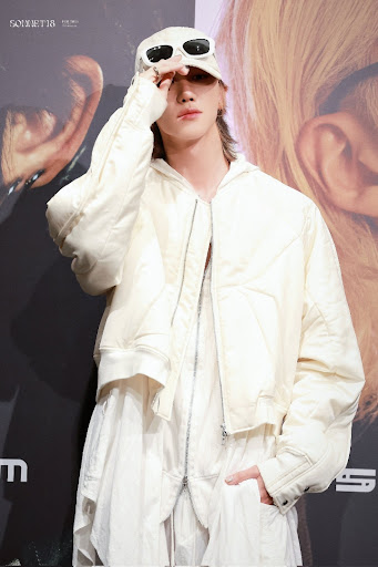 Jeonghan and The8 at the Speculum event today #jeonghan #the8
