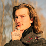 Miniminuteman, a white man with long wavy light brown hair