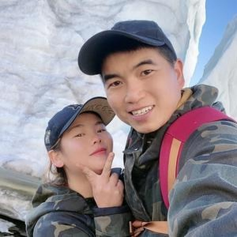 旅行者小多 Logo