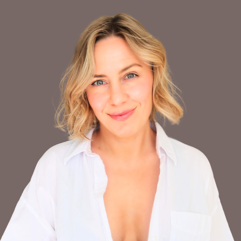 Alison Lessard