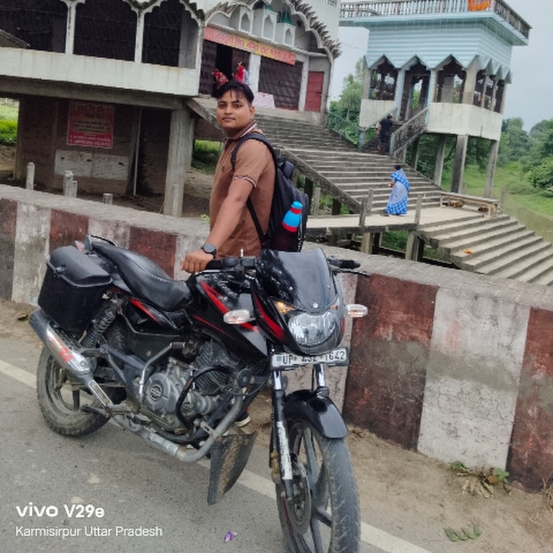 Indian Travel Vlogger (DEEPAK YADAV)